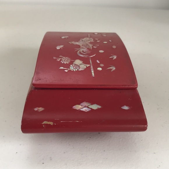 Vintage Oriental Red Lacquer Jewelry Box with Abalone Inlay with Rooster Design - Picture 7 of 14